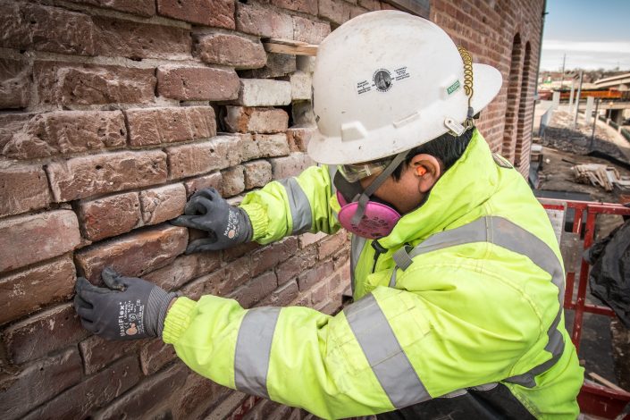 Checking brick stability during restoration